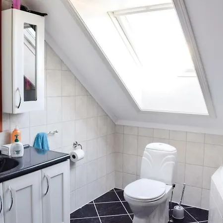Four Bedroom Holiday In *
